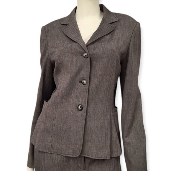 Rafaella Gray 2 Piece Suit 10/12 - Picture 2 of 9